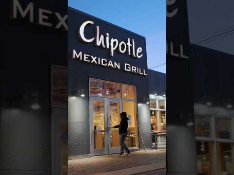 Chipotle’s Big Failure: Why Farmesa Shut Down! 💰